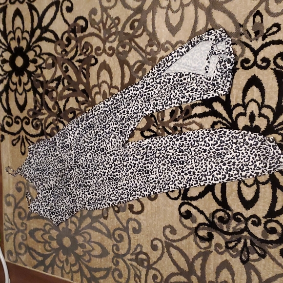 Jumpsuit size xl - Picture 2 of 13